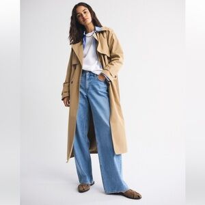 Abercrombie & Fitch Tan Trench Coat – Size Medium